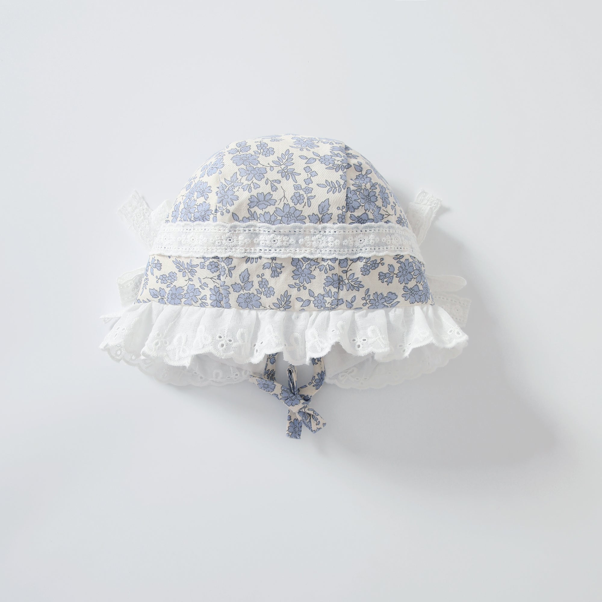 Baby Girl Vintage Floral Dress Set with Matching Bonnet – Elegant 2-Piece Outfit